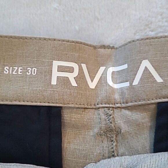 RVCA Men's 30 Dual Purpose Shorts Trunks Khaki Balance Hybrid Classic Length - Picture 6 of 13